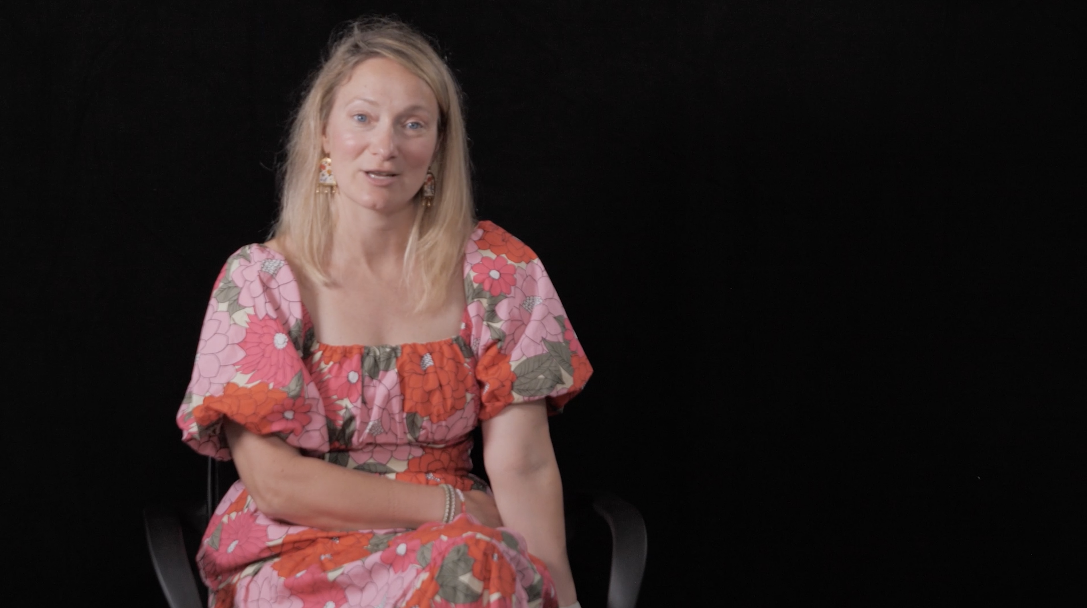 Headshot of Lauren Hynicka